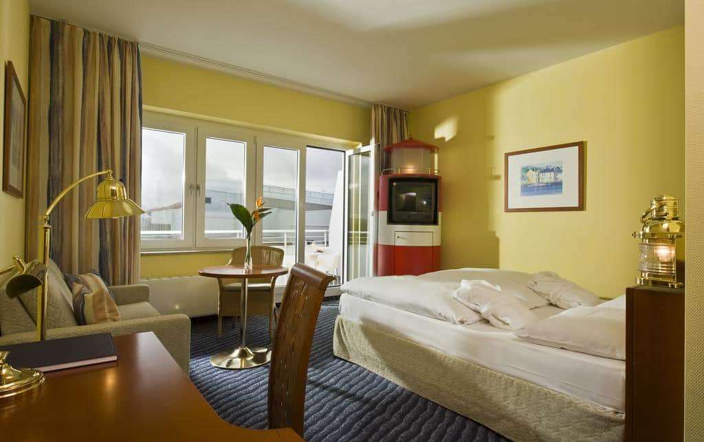 Guest room