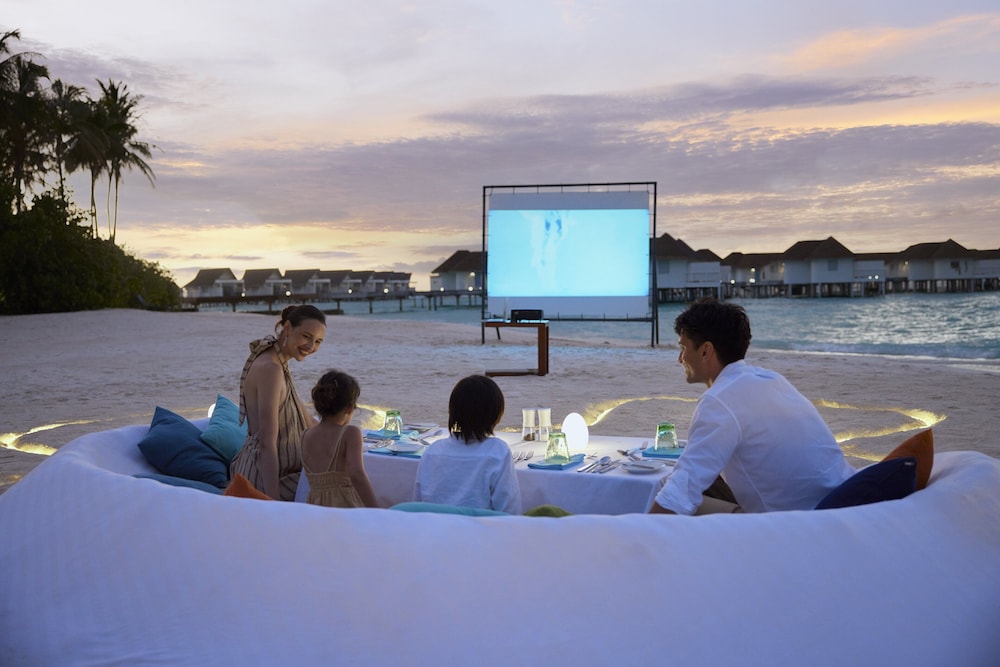 Couples dining