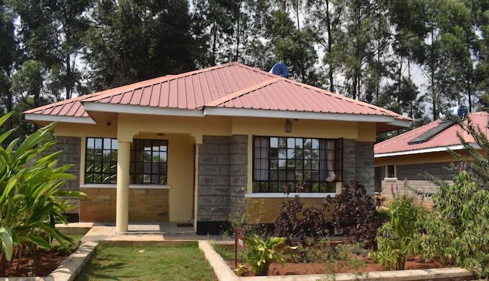 The Marais Hotel and Suites SIAYA