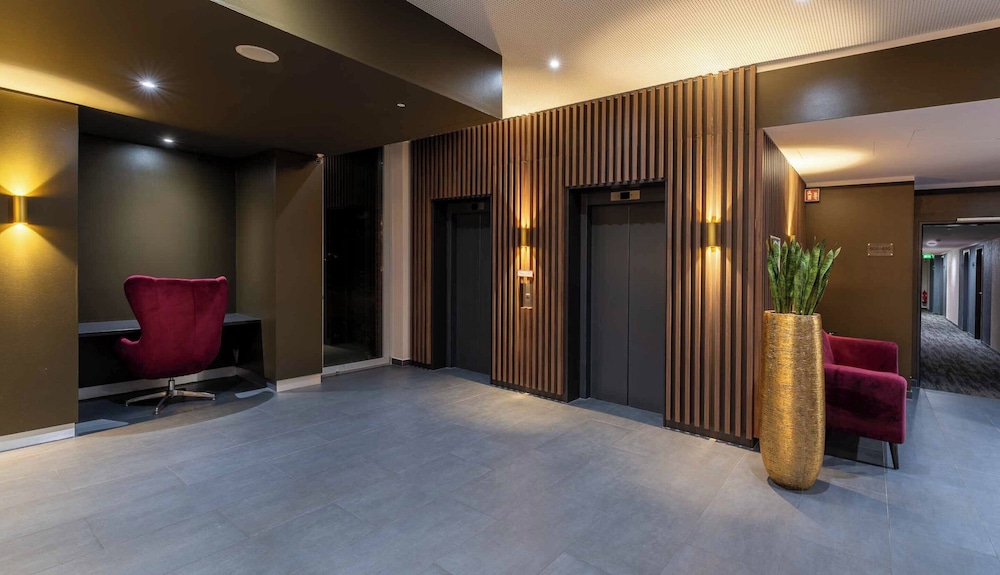 Elevator
