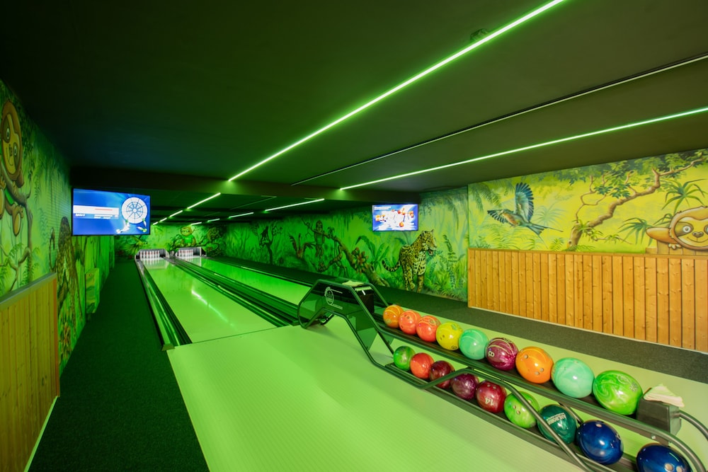 Bowling