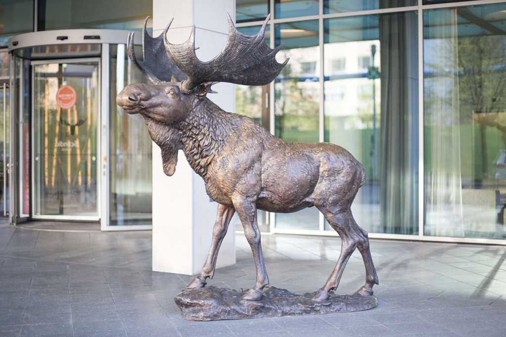Scandic Berlin Potsdamer Platz main entrance elk