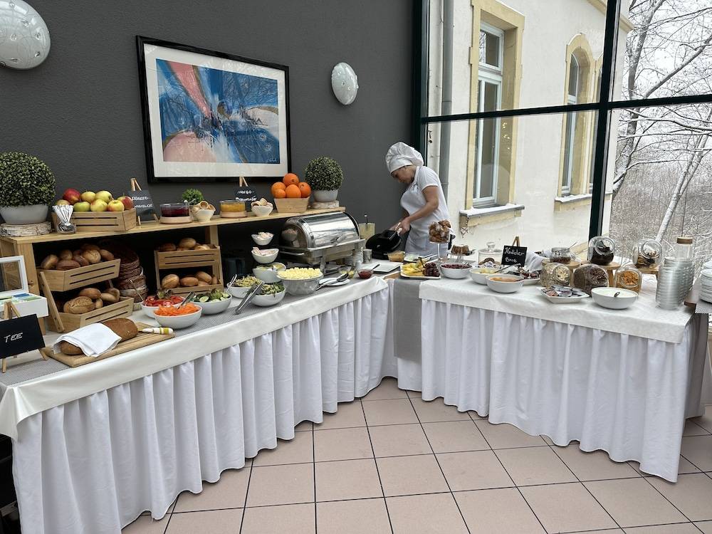 Breakfast buffet