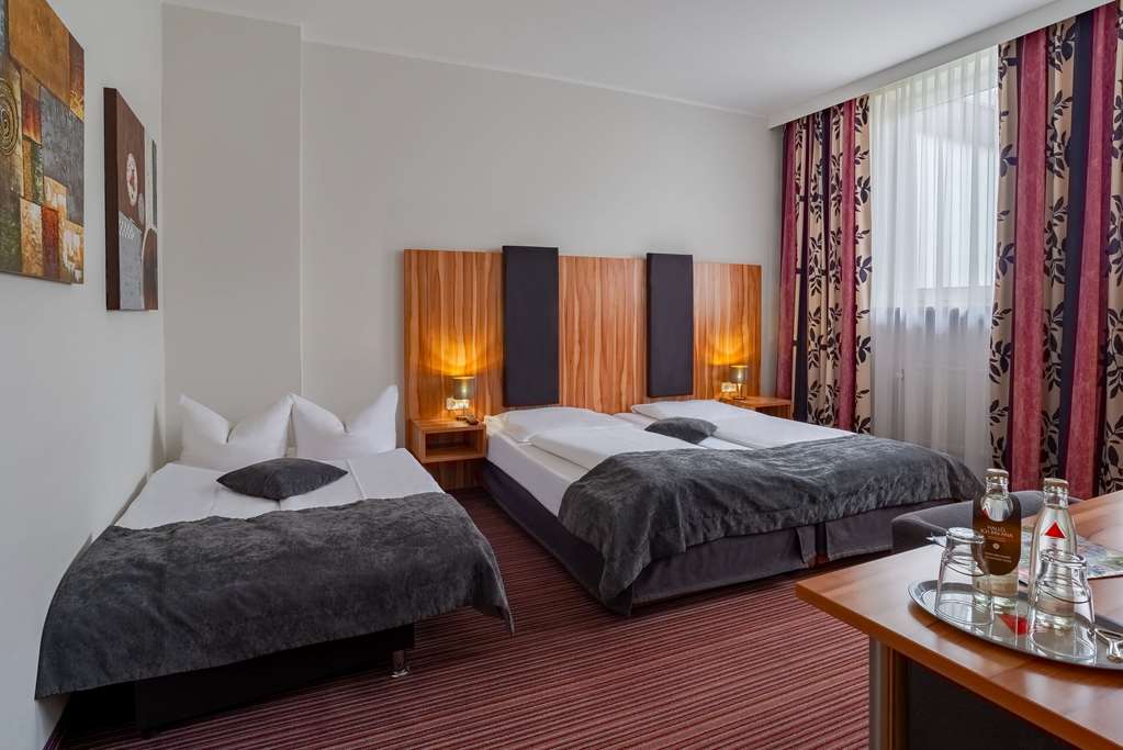 Arthotel ANA Style / Augsburg - Vierbettzimmer/Quad Room
