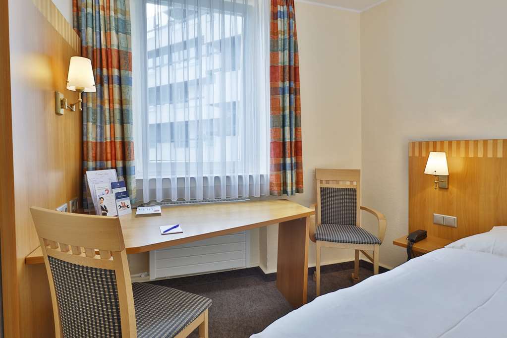 Standard double room - City Partner Central Hotel Wuppertal