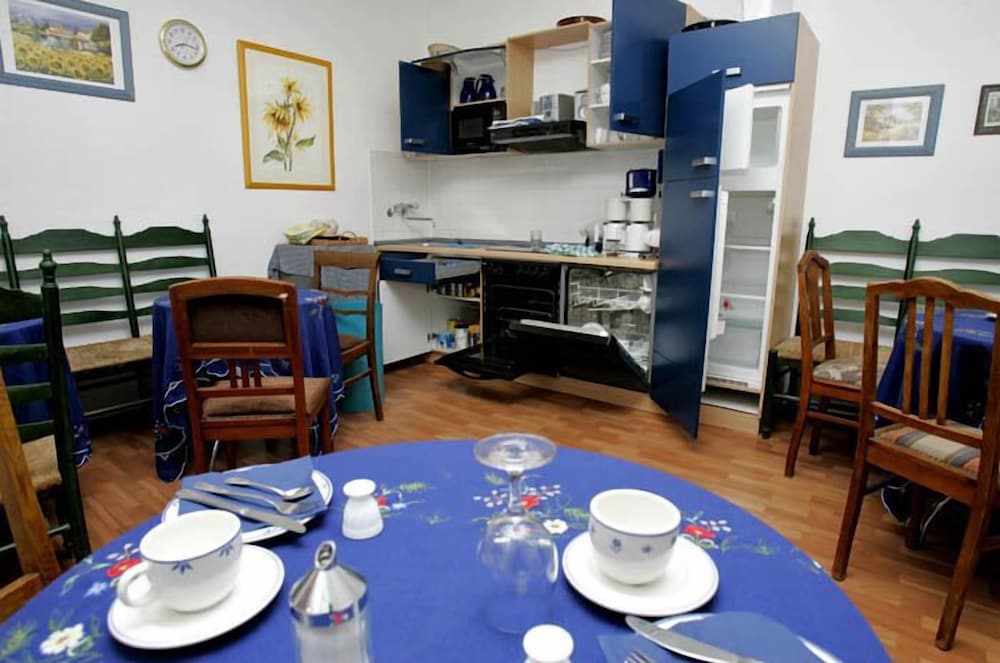 In-room dining
