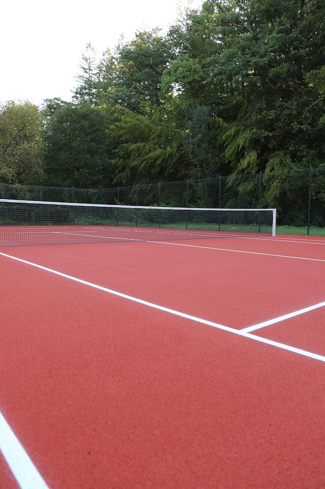Tennis court