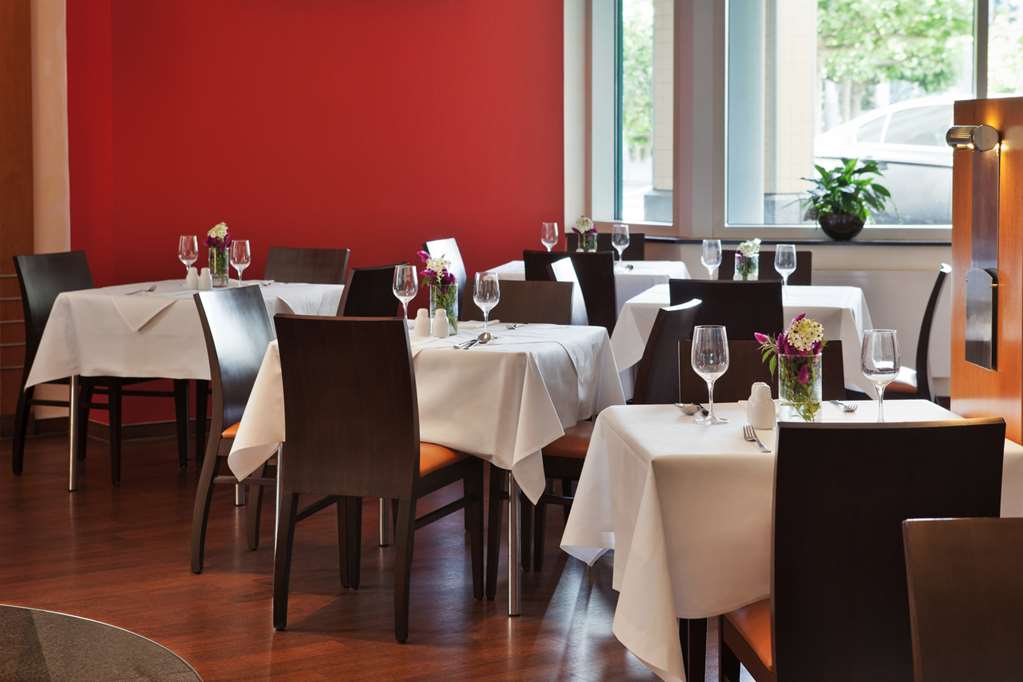 IntercityHotel Kassel, Germany - Restaurant