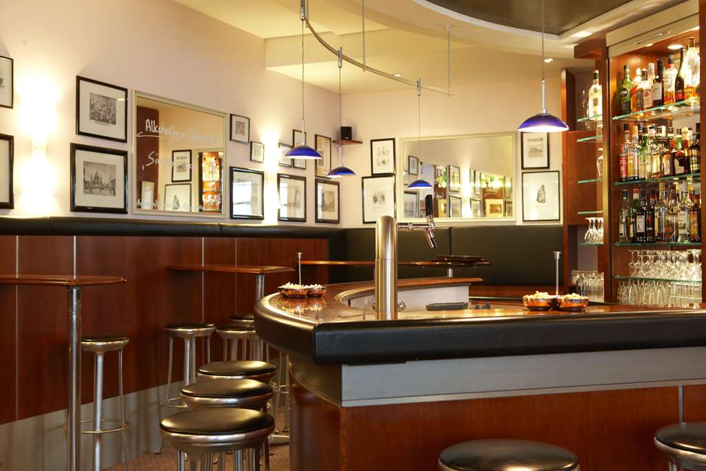 IntercityHotel Berlin Ostbahnhof, Germany - restaurant