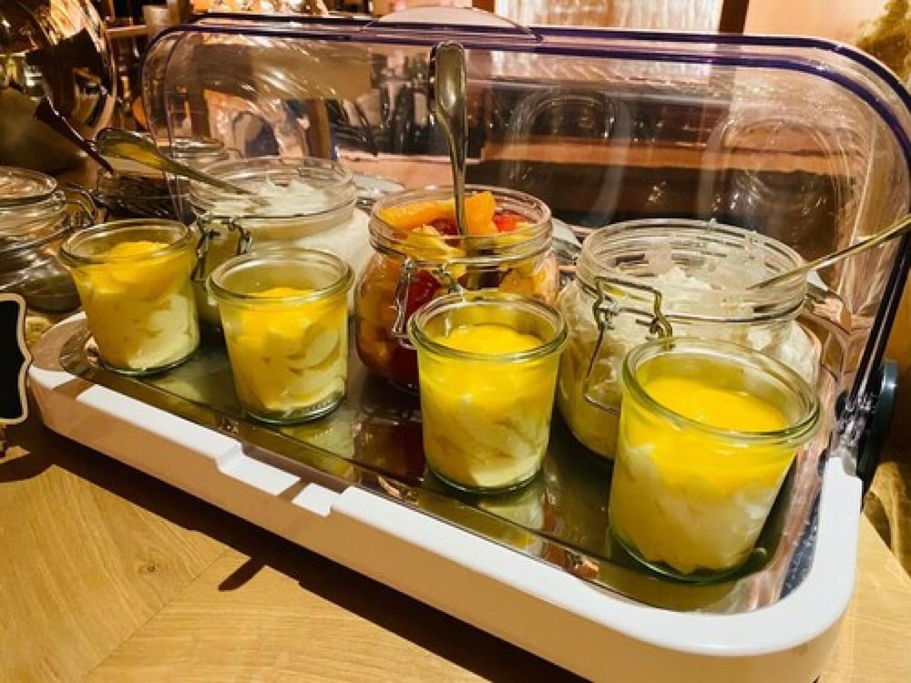 Breakfast buffet