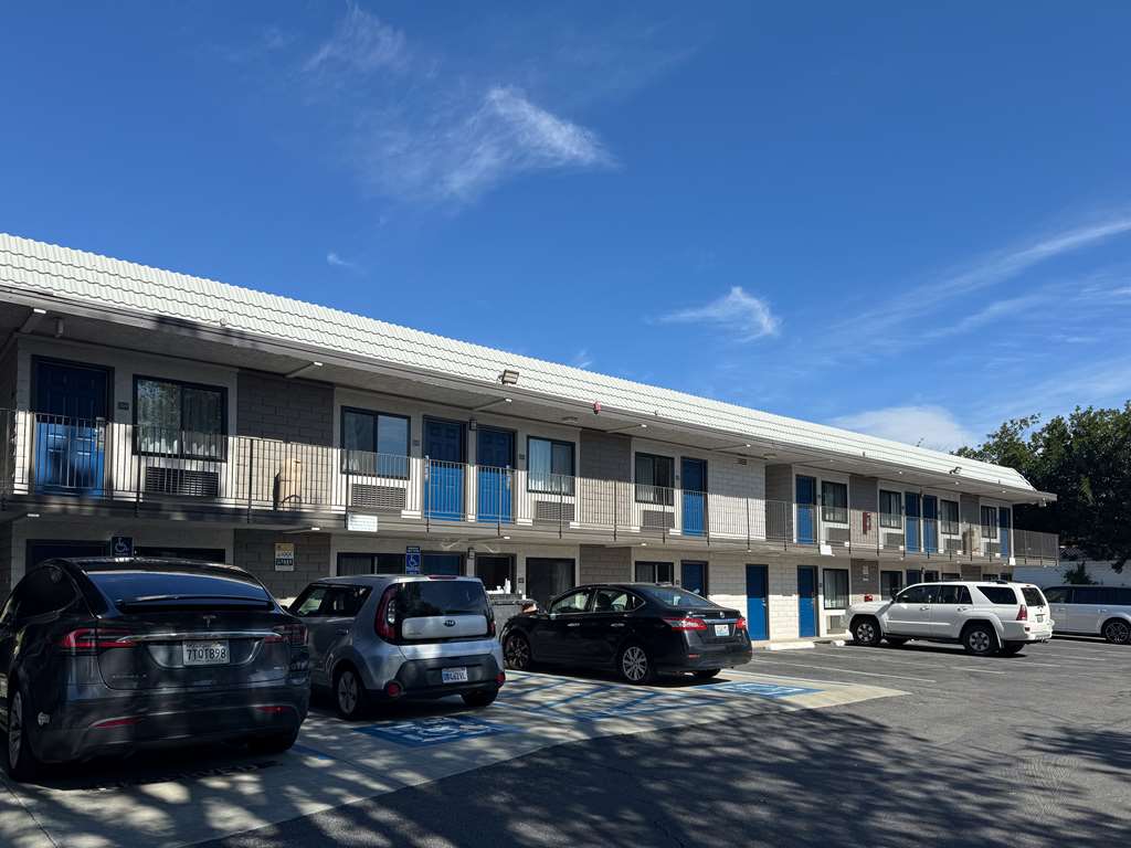 Motel 6 Simi Valley CA - photo 4