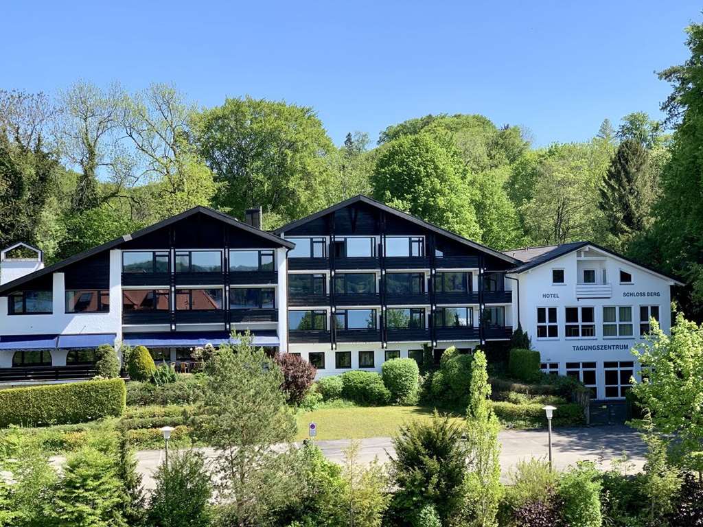 Exterior View Hotel Schloss Berg