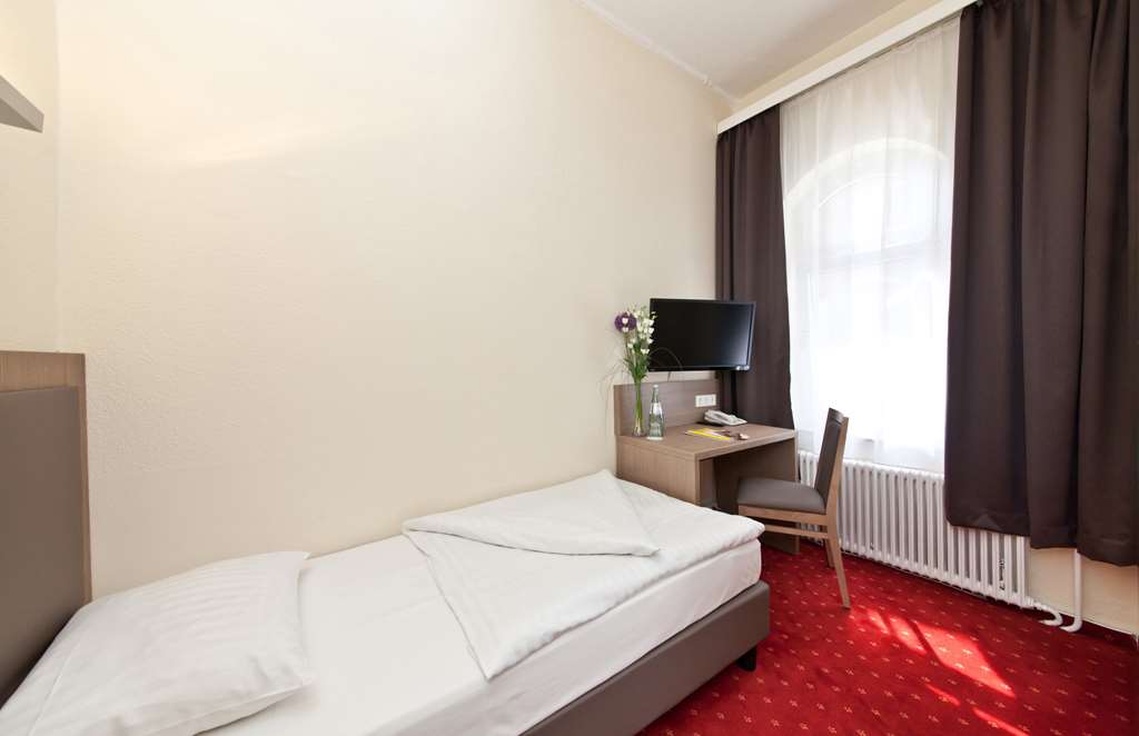 Single room_Novum Hotel am Holstenwall Hamburg