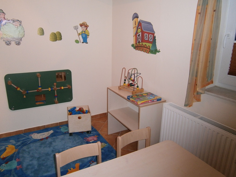 Children's play area - indoor