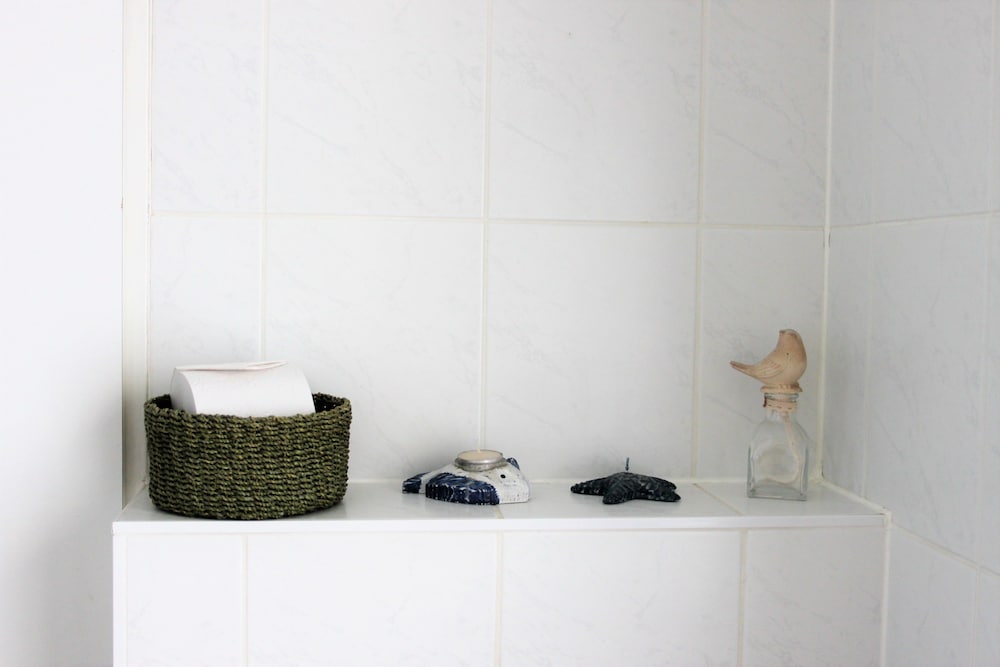 Bathroom amenities