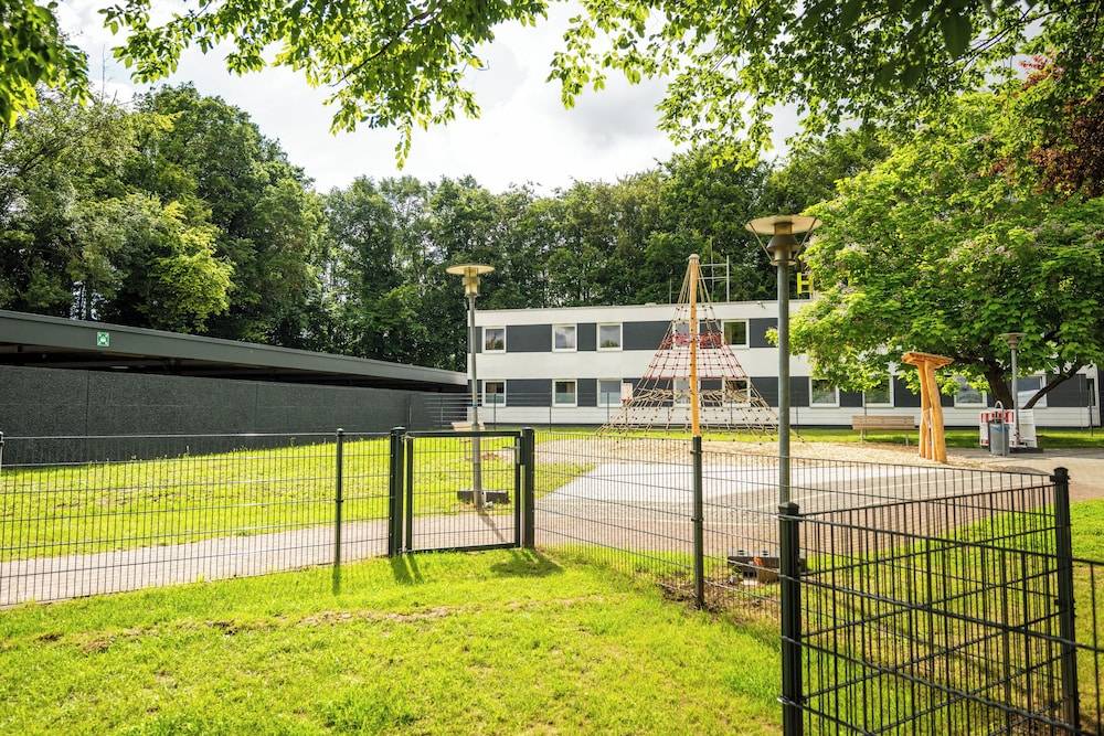 Children's play area - outdoor