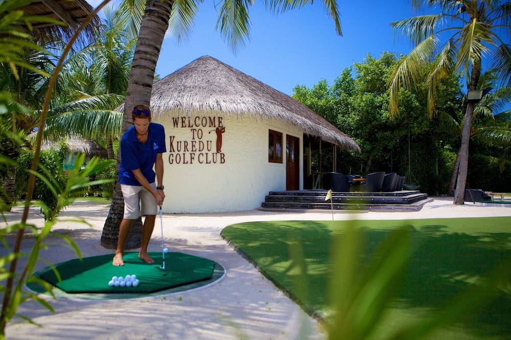 Mini-golf
