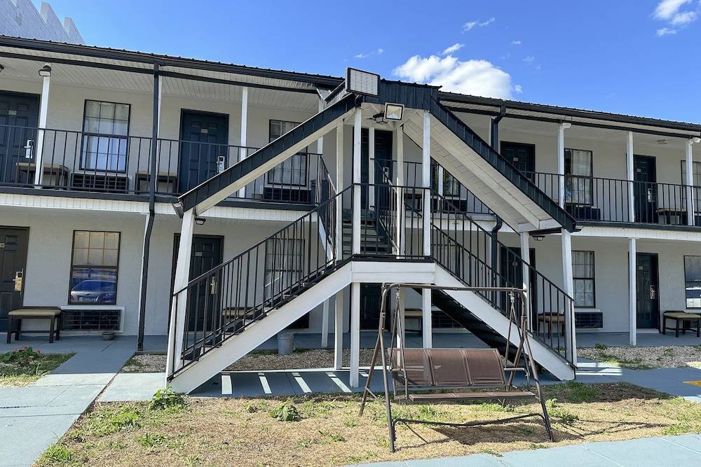 Paradise Inn By Oyo Hattiesburg North - featured photo