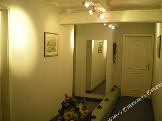 Hotel Interior/Public Areas