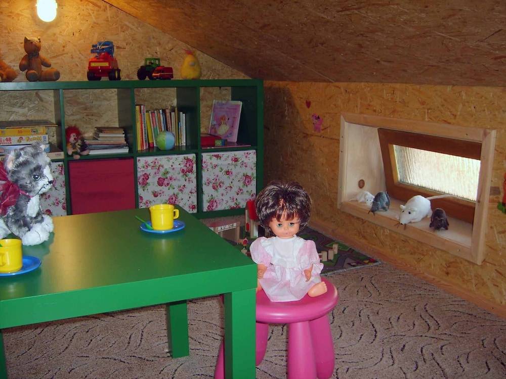 Children's play area - indoor