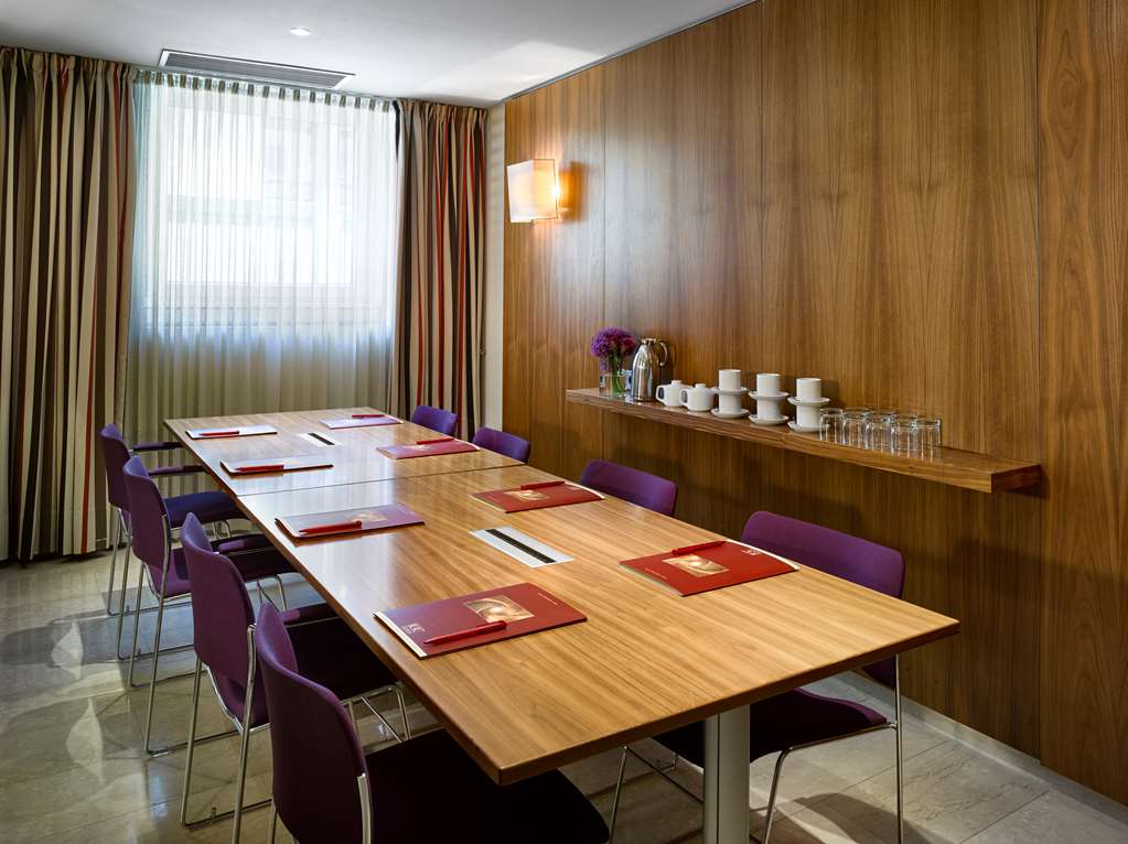 K K MUC Meeting Room Small