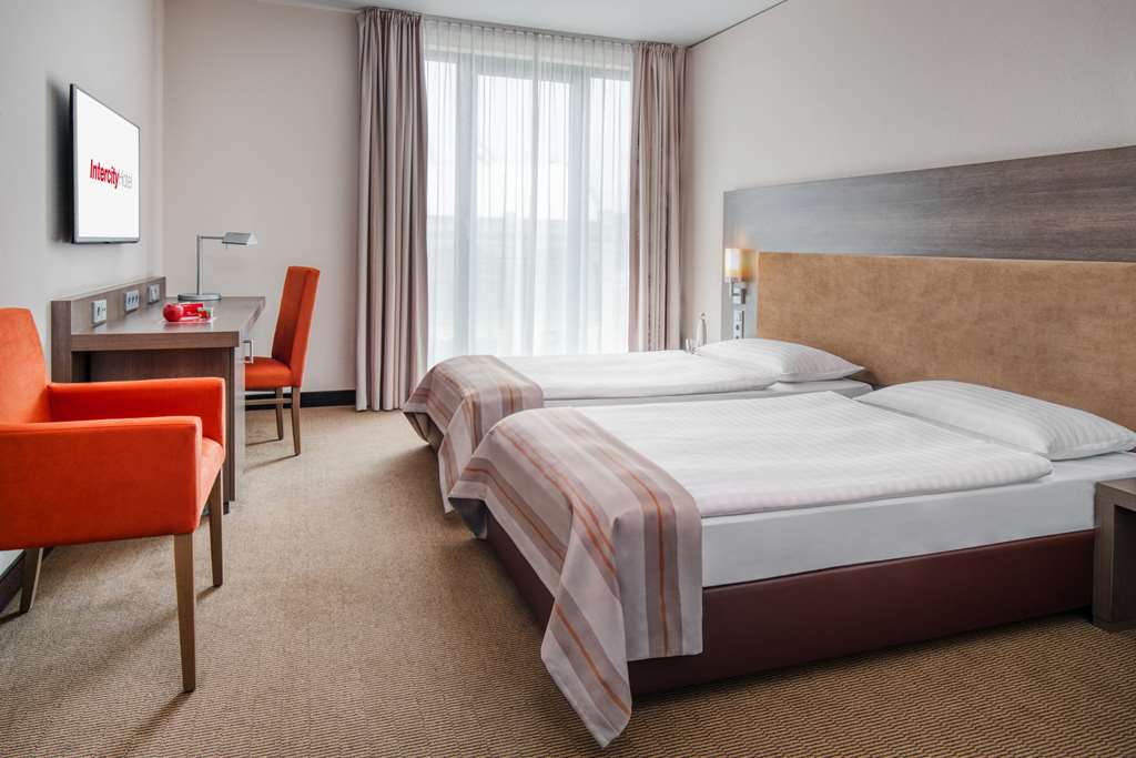 IntercityHotel Dresden, Germany - Standard Room Twin