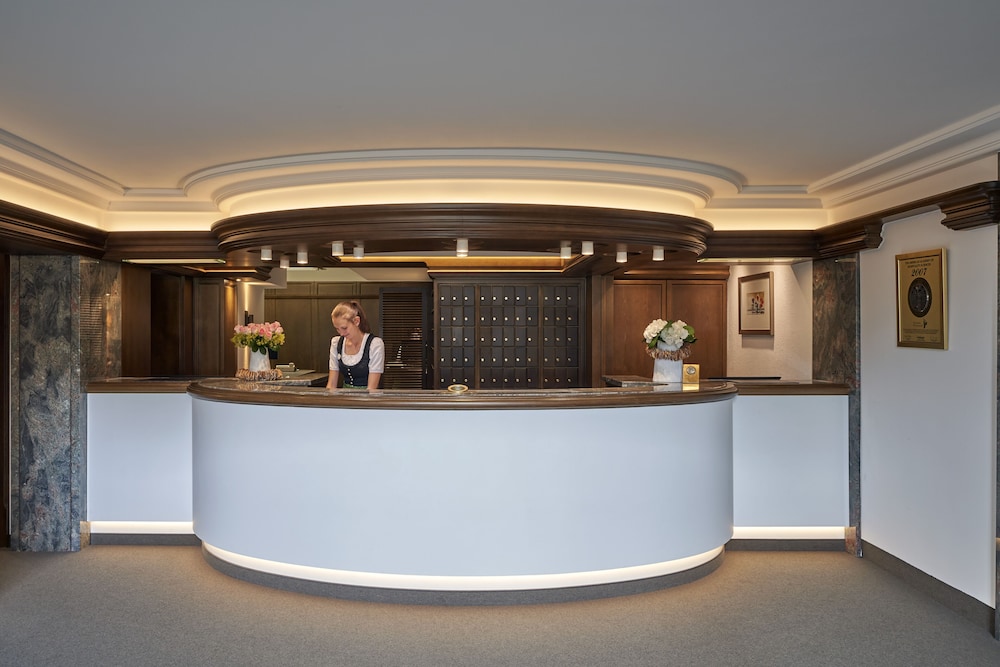 Reception hall