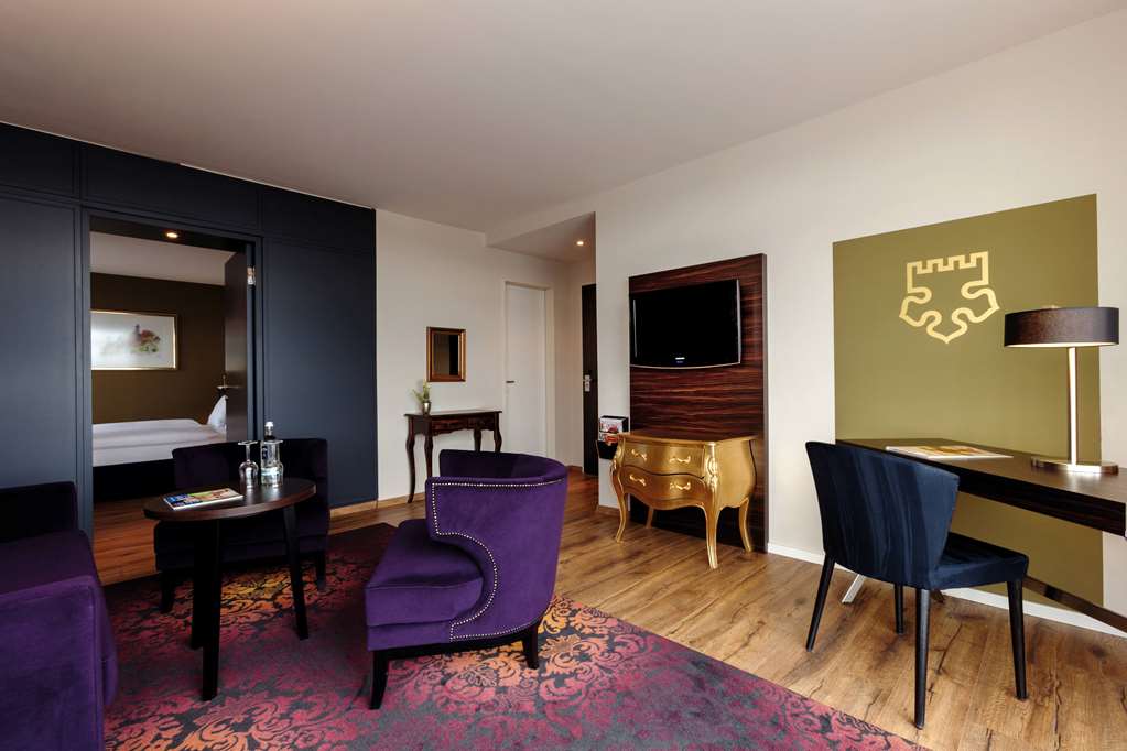 Suite