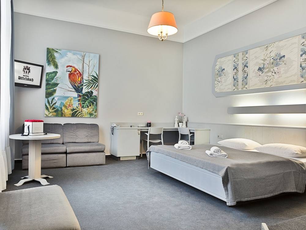 Guestroom