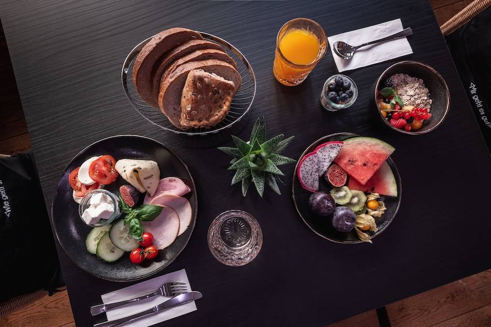 Breakfast meal