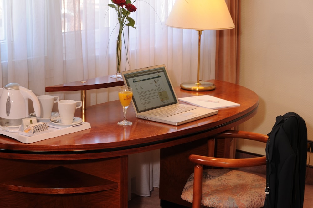 In-room business center