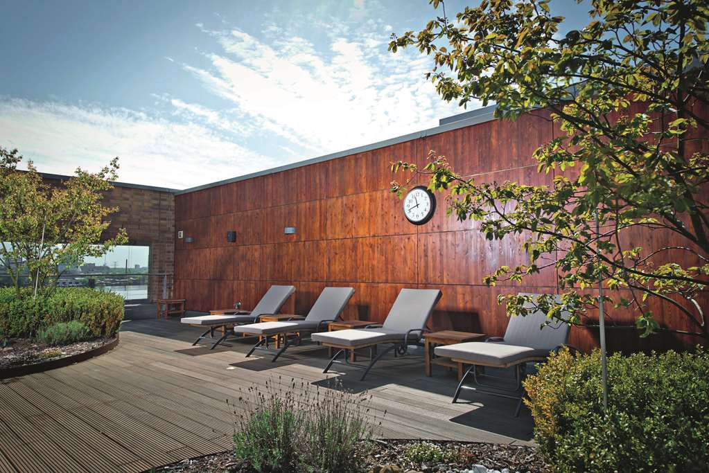 centrovital Hotel Berlin / Spa & Sportclub Blockhouse sauna on the rooftop terrace