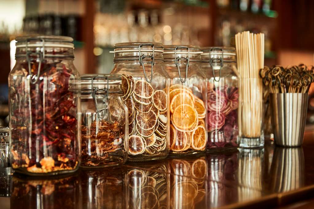 Orania Berlin bar dried fruits