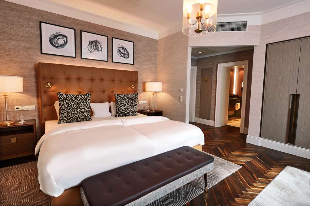 Steigenberger Parkhotel, Düsseldorf - Deluxe room