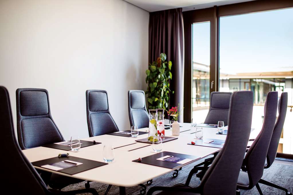 Meeting room Q6