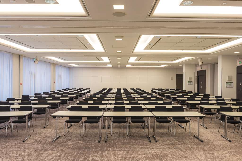 seminaris hotel lueneburg conference hall classroom total high