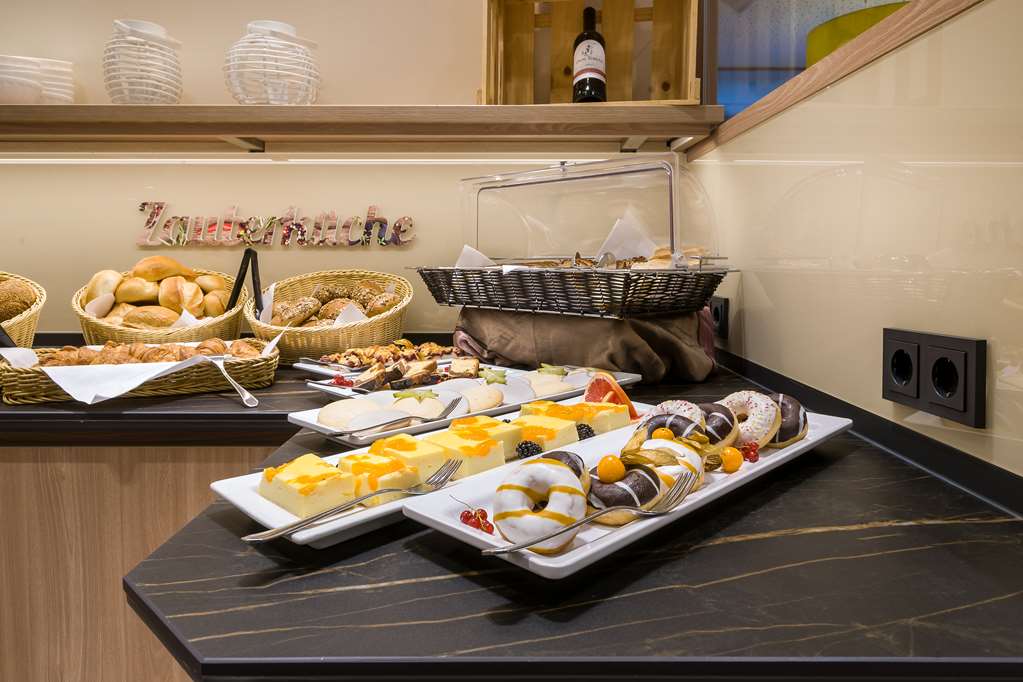 Breakfast Buffet TOP acora Hotel Bochum