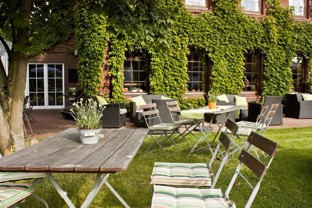 Sundeck