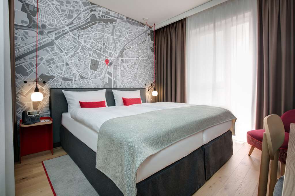 IntercityHotel Duisburg, Germany - Business room