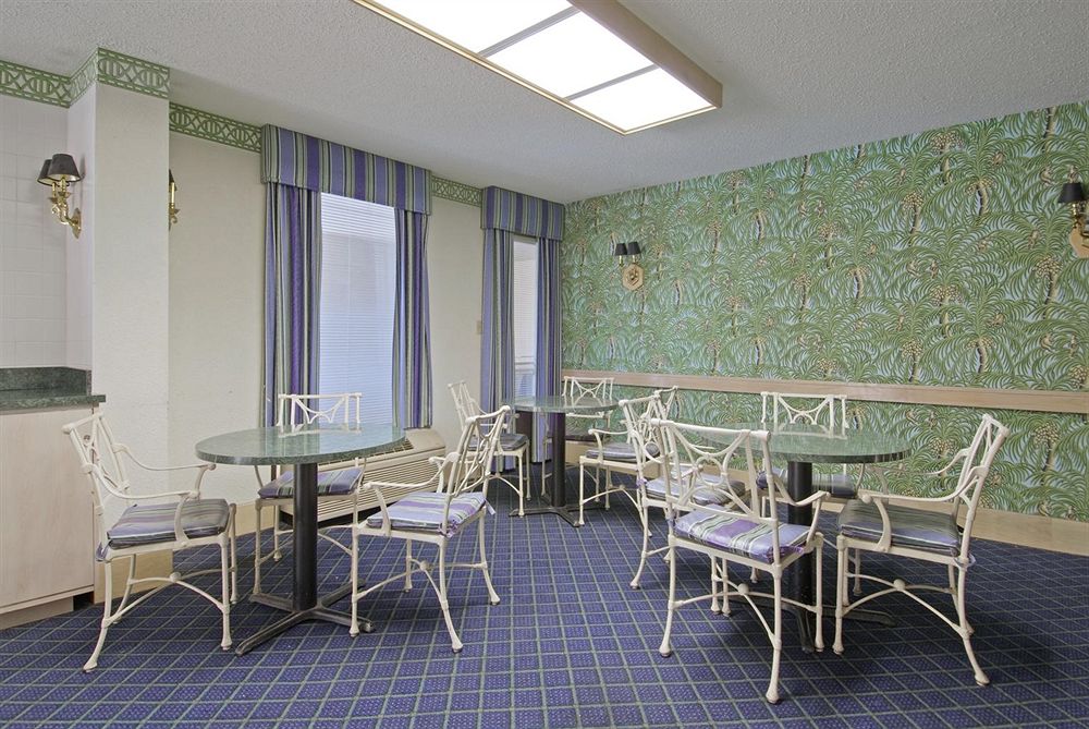 Americas Best Value Inn Dallas - photo 4