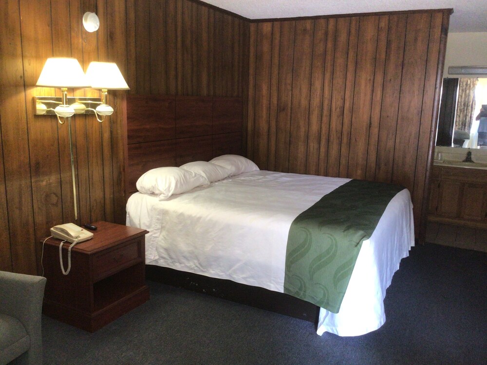 Liberty Inn - photo 5