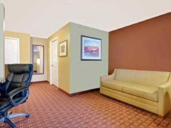 Days Inn Riverton - photo 2