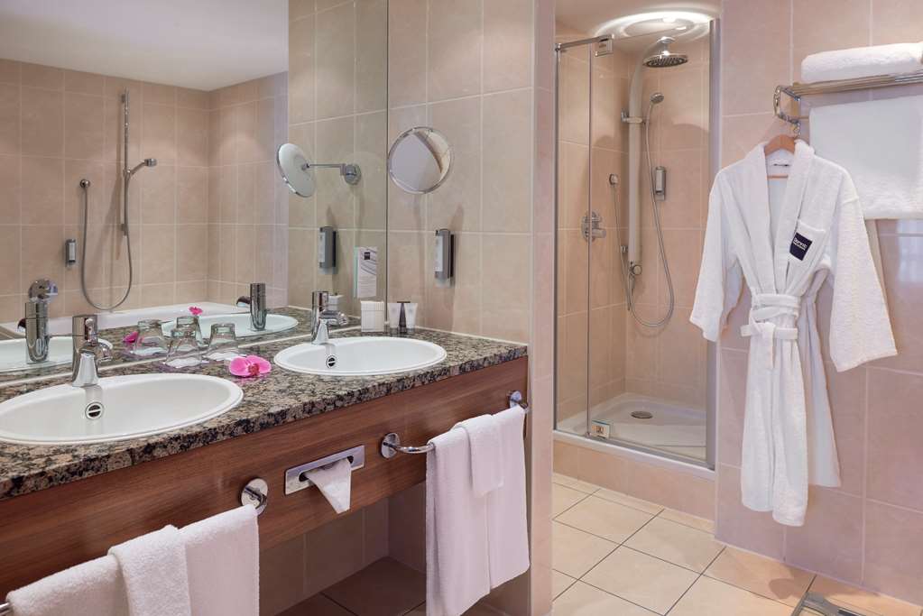 Bathroom Comfort Suite