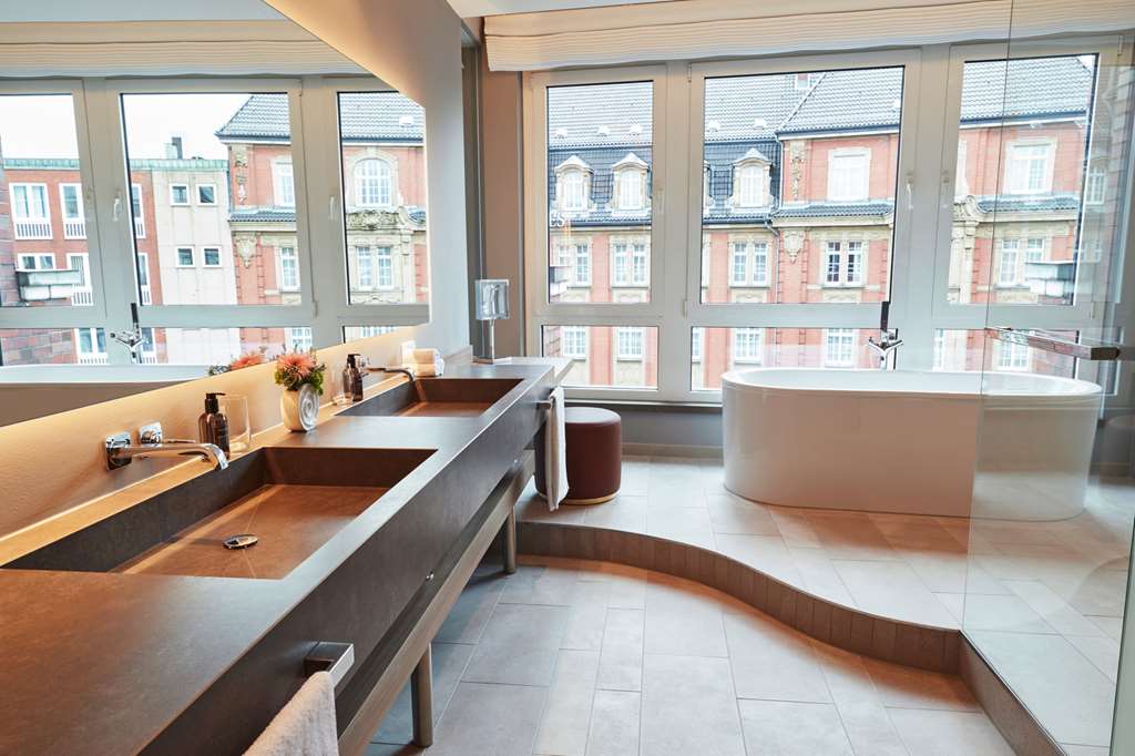 Steigenberger Hotel Hamburg - Pr�sidentensuite Badezimmer