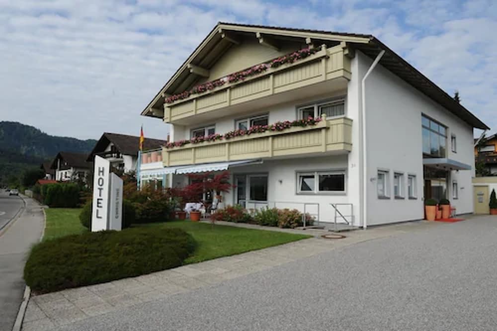 Primary image
