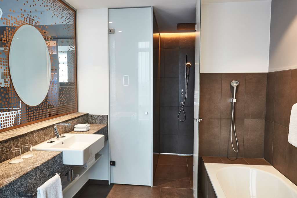 Steigenberger Hotel Muenchen/Munich, Germany - Guest Room