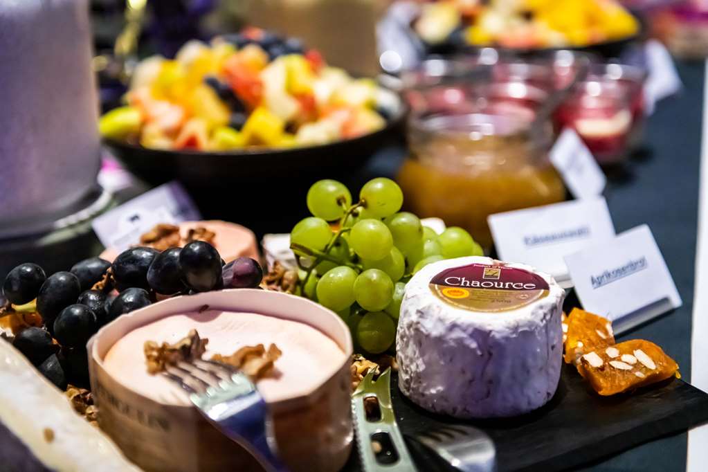 The Lobby - Cheese variation