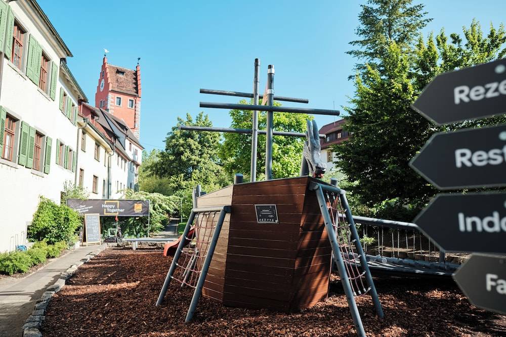 Children's play area - outdoor