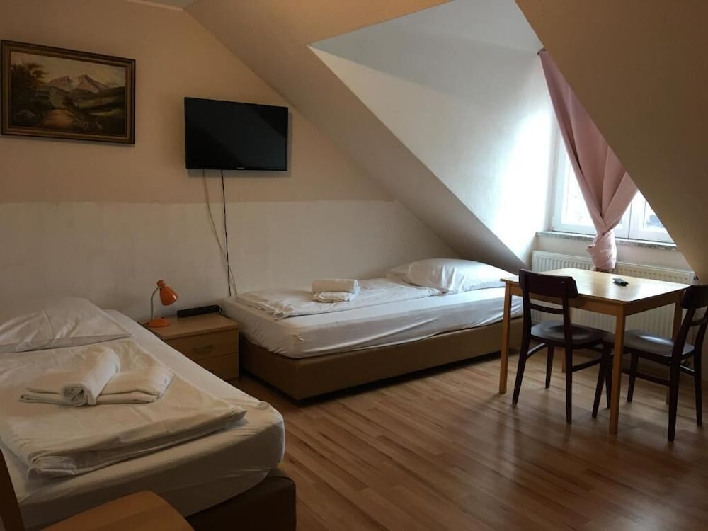 Pension Alis Augsburg