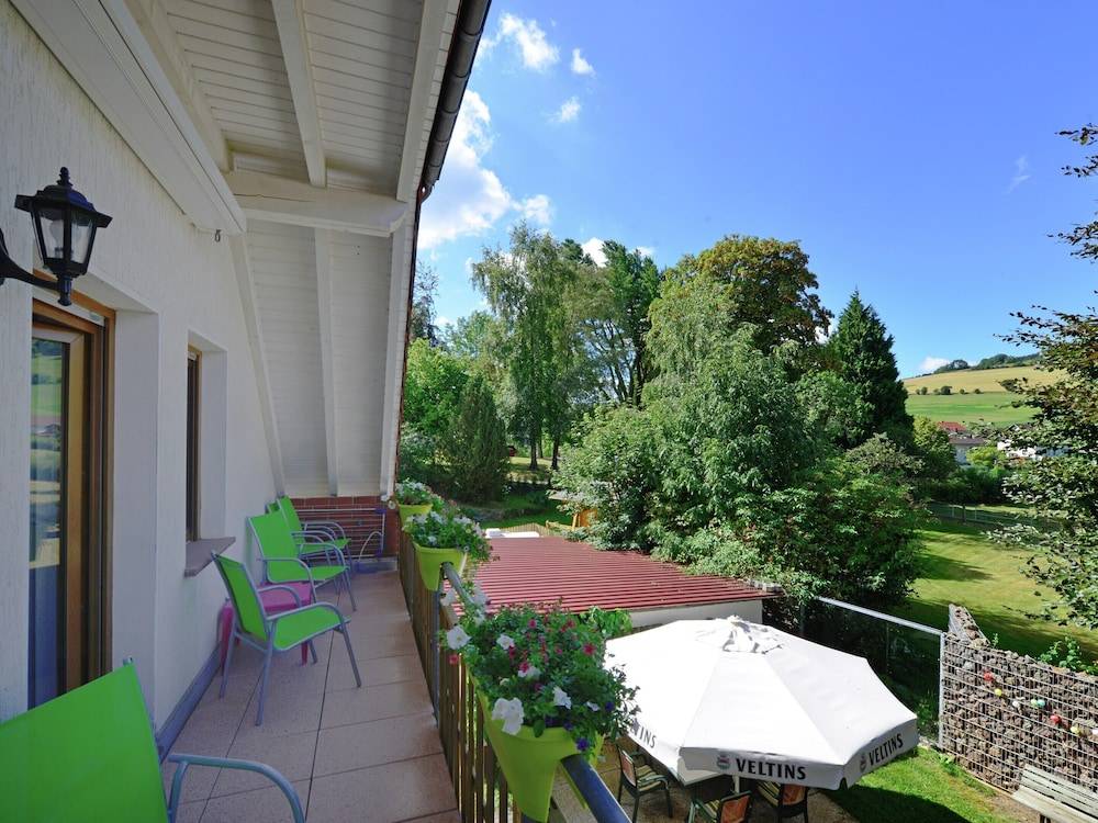 Quaint Apartment in Eimelrod Near Lake and Water Sports